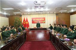 Thủ trưởng BTL Quân khu chúc Tết các cơ quan, đơn vị đêm giao thừa